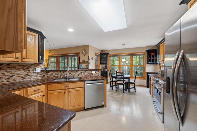 7113 Maple Point Drive, Madison, WI 53719