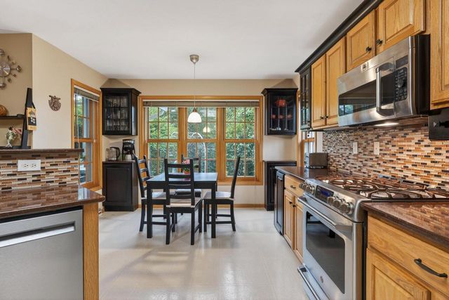 7113 Maple Point Drive, Madison, WI 53719
