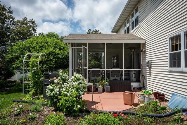 7113 Maple Point Drive, Madison, WI 53719