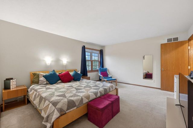7113 Maple Point Drive, Madison, WI 53719