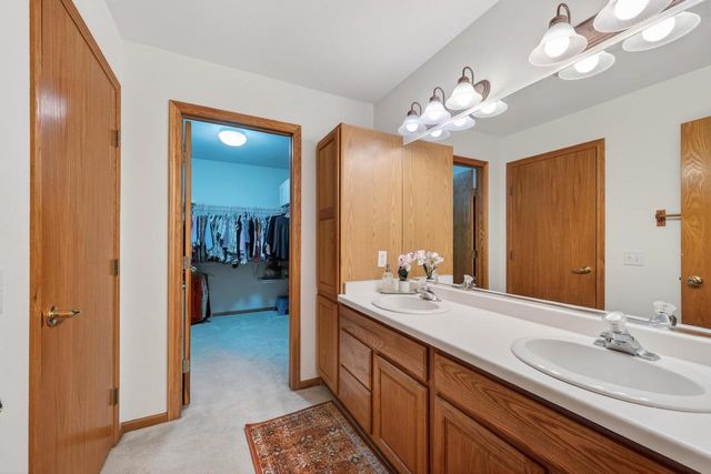 7113 Maple Point Drive, Madison, WI 53719
