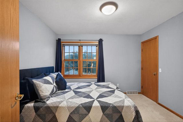 7113 Maple Point Drive, Madison, WI 53719