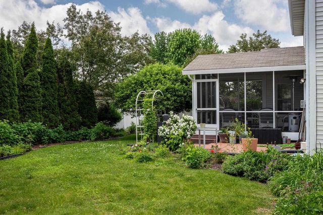 7113 Maple Point Drive, Madison, WI 53719