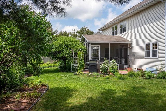 7113 Maple Point Drive, Madison, WI 53719