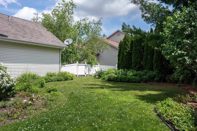 7113 Maple Point Drive, Madison, WI 53719