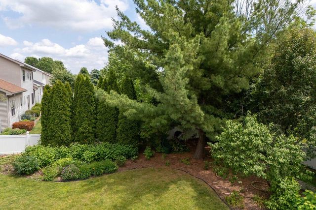 7113 Maple Point Drive, Madison, WI 53719