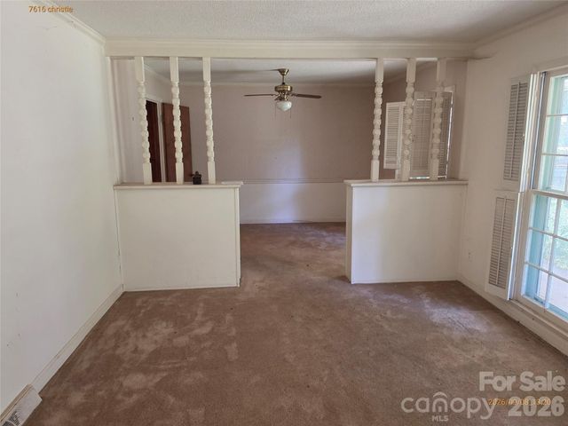 7616 Christie Lane, Charlotte, NC 28217