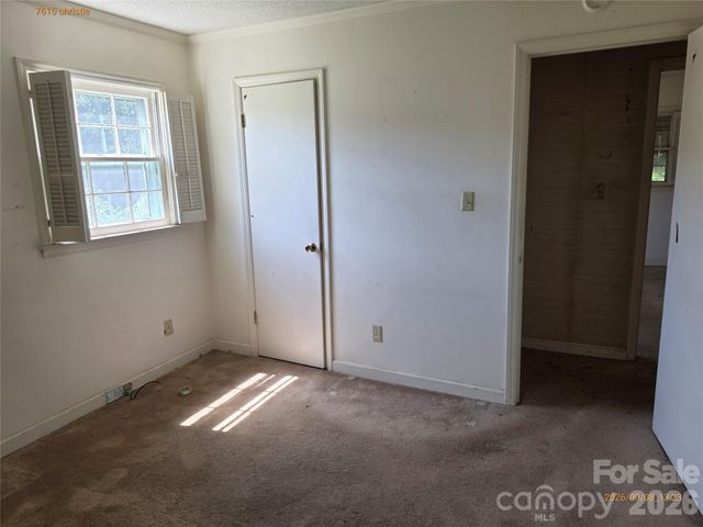 7616 Christie Lane, Charlotte, NC 28217
