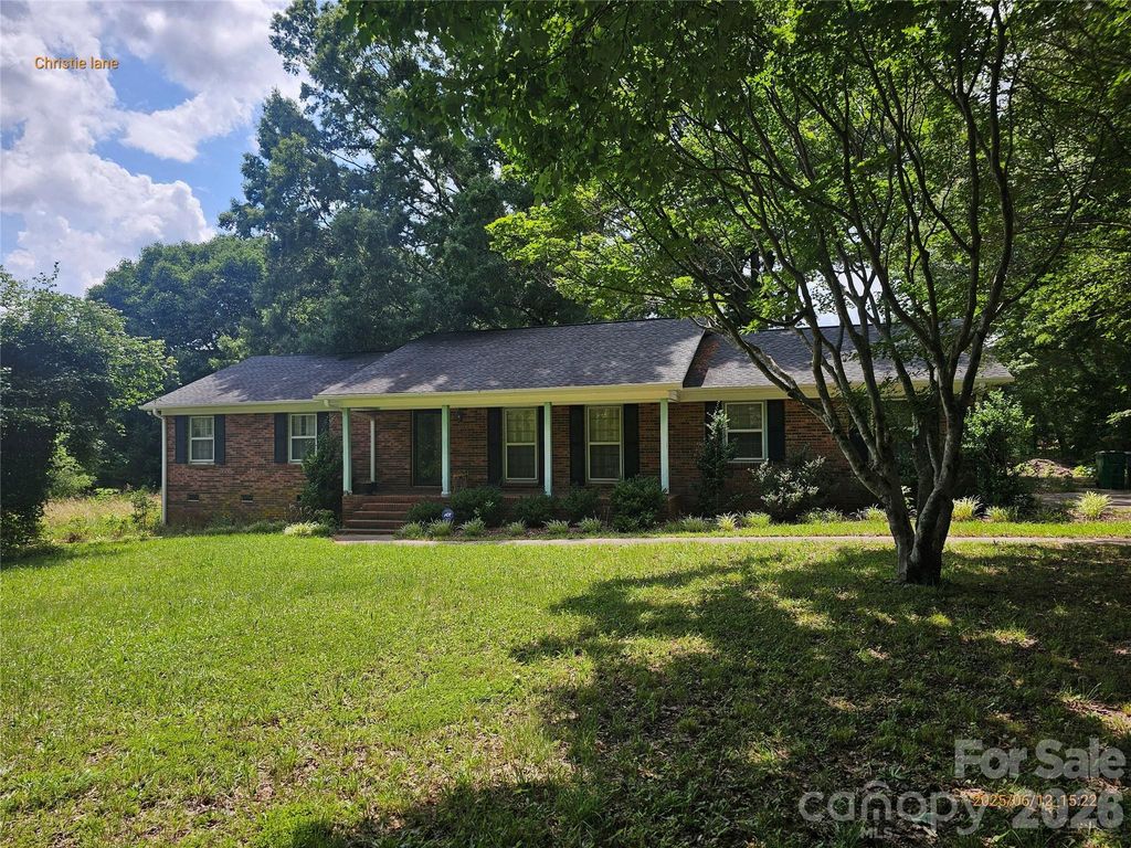 7616 Christie Lane, Charlotte, NC 28217