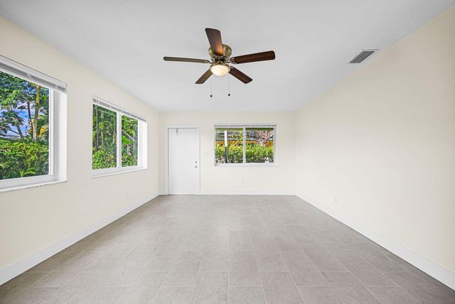 2118 N 14 Ave Rear, Dania Beach, FL 33020