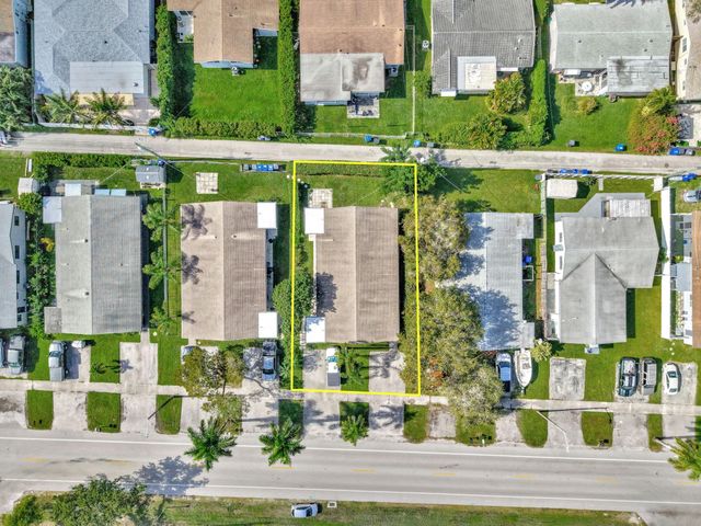 2118 N 14 Ave Rear, Dania Beach, FL 33020