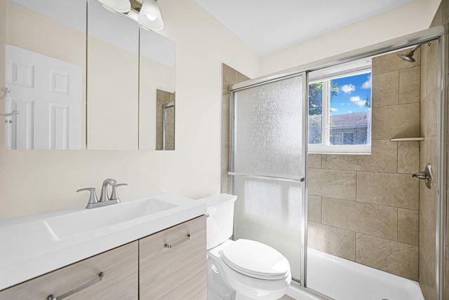 2118 N 14 Ave Rear, Dania Beach, FL 33020