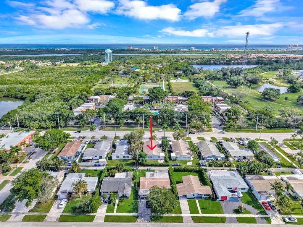 2118 N 14 Ave Rear, Dania Beach, FL 33020