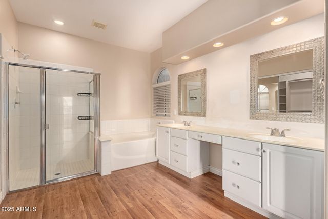 1284 N CONNER Avenue, Gilbert, AZ 85234