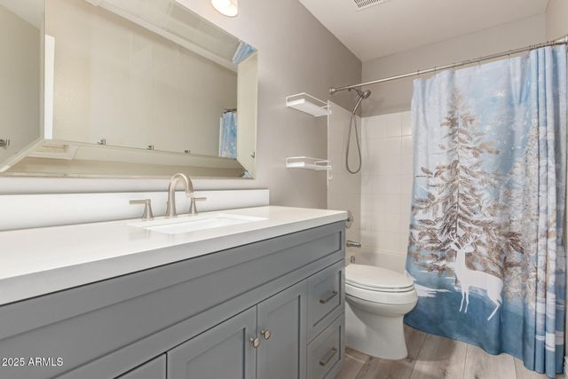 1284 N CONNER Avenue, Gilbert, AZ 85234