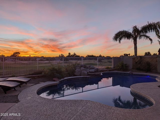 1284 N CONNER Avenue, Gilbert, AZ 85234