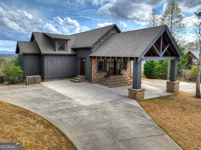 185 Logan Drive, Mineral Bluff, GA 30559