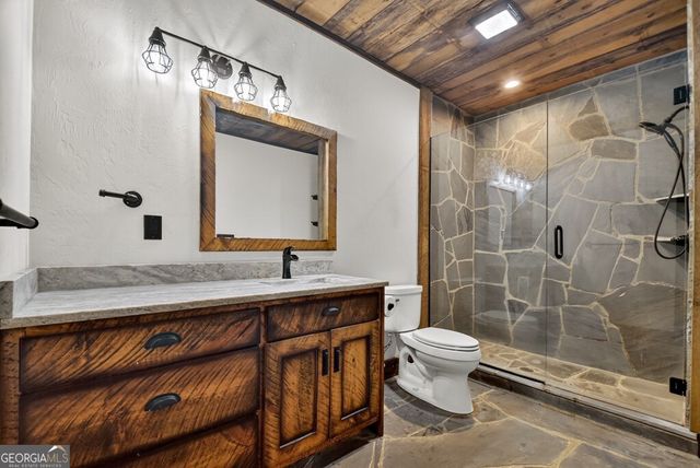 185 Logan Drive, Mineral Bluff, GA 30559