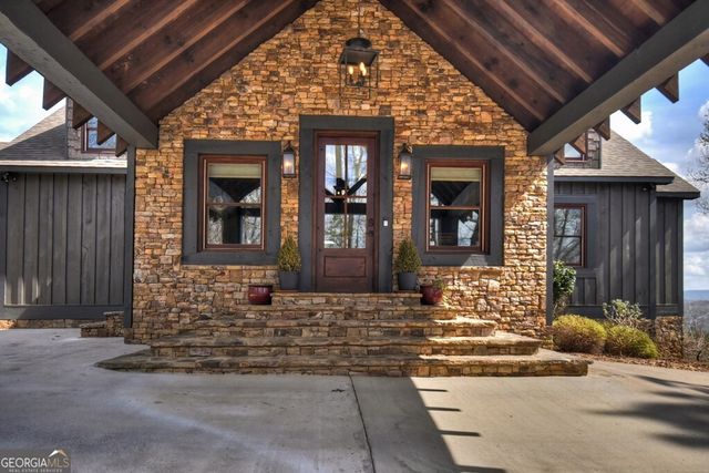 185 Logan Drive, Mineral Bluff, GA 30559
