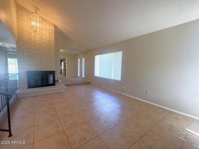 8332 N 50TH Drive, Glendale, AZ 85302