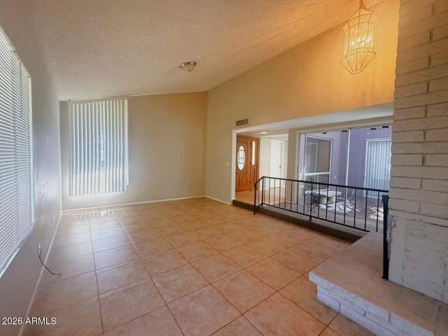 8332 N 50TH Drive, Glendale, AZ 85302