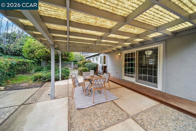 1506 1506 N El Camino Dr, Clayton, CA 94517