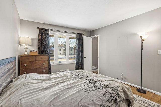 8206 Hemingway Avenue S, Cottage Grove, MN 55016