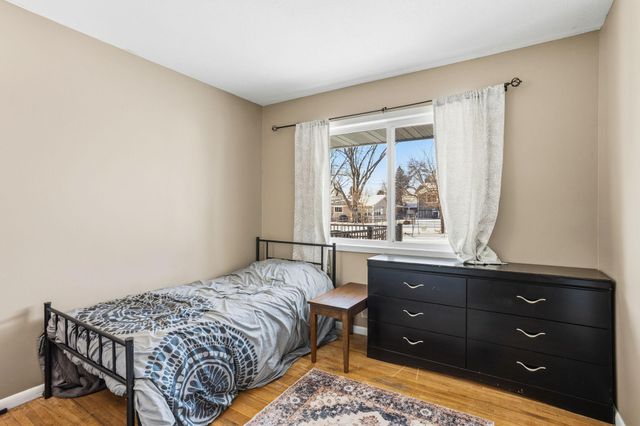 8206 Hemingway Avenue S, Cottage Grove, MN 55016