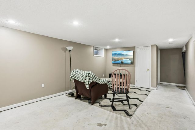 8206 Hemingway Avenue S, Cottage Grove, MN 55016