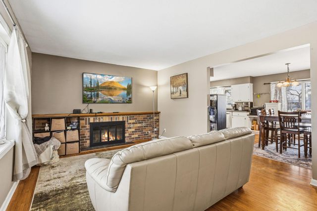 8206 Hemingway Avenue S, Cottage Grove, MN 55016