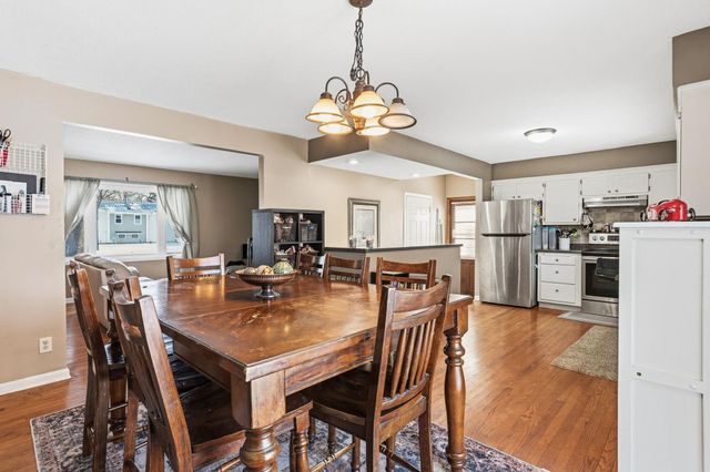 8206 Hemingway Avenue S, Cottage Grove, MN 55016