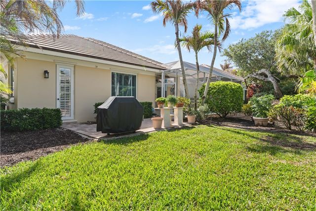8975 Palm Breeze Terrace, Vero Beach, FL 32963