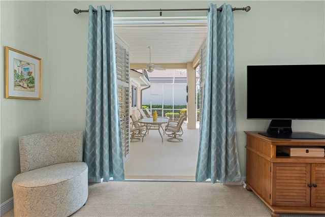 8975 Palm Breeze Terrace, Vero Beach, FL 32963