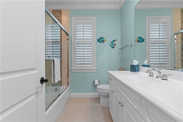 8975 Palm Breeze Terrace, Vero Beach, FL 32963