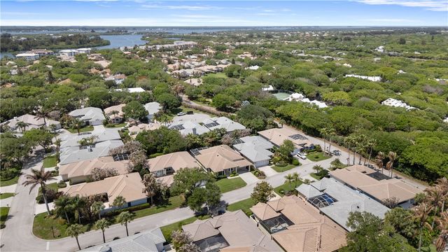 8975 Palm Breeze Terrace, Vero Beach, FL 32963