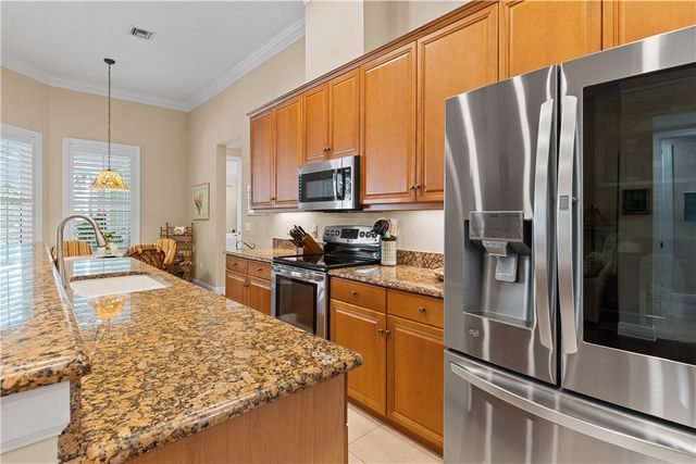 8975 Palm Breeze Terrace, Vero Beach, FL 32963