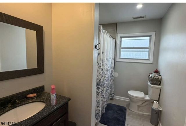 12 Drapkin Ave, Linden City, NJ 07036