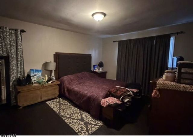 12 Drapkin Ave, Linden City, NJ 07036