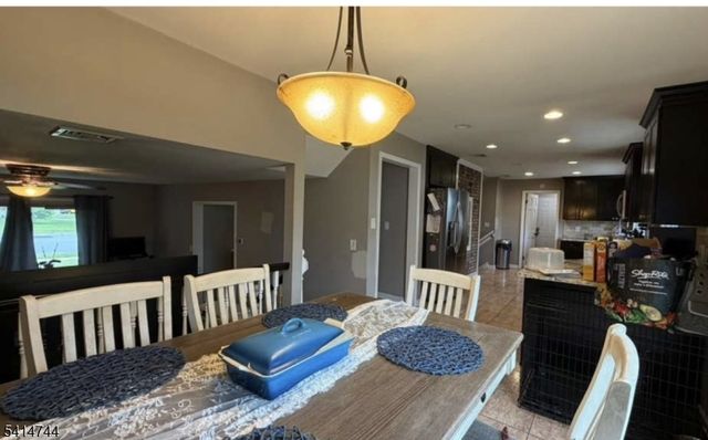 12 Drapkin Ave, Linden City, NJ 07036
