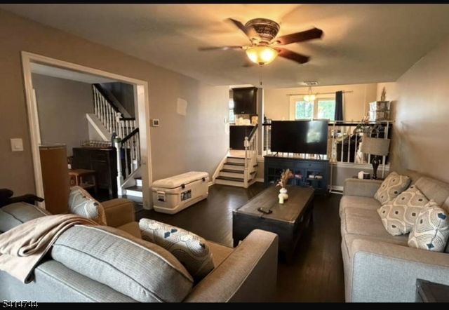 12 Drapkin Ave, Linden City, NJ 07036