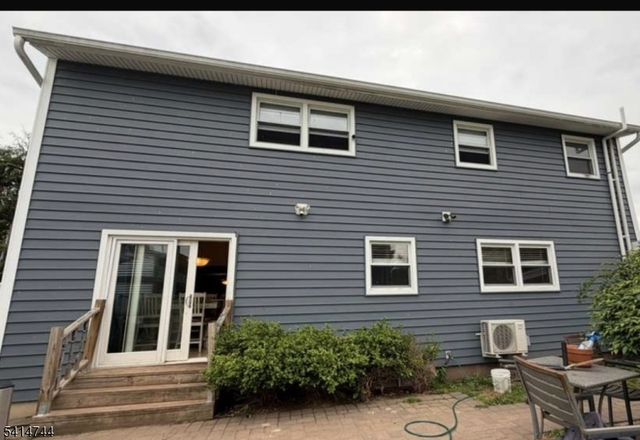 12 Drapkin Ave, Linden City, NJ 07036