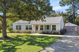 311 Lamont Road, Charleston, SC 29407