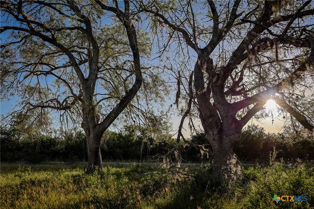 000 County Line Rd # 120, Beeville, TX 78102