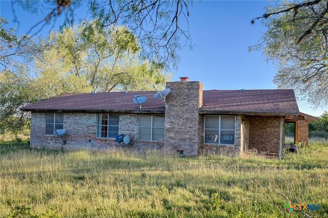 000 County Line Rd # 120, Beeville, TX 78102
