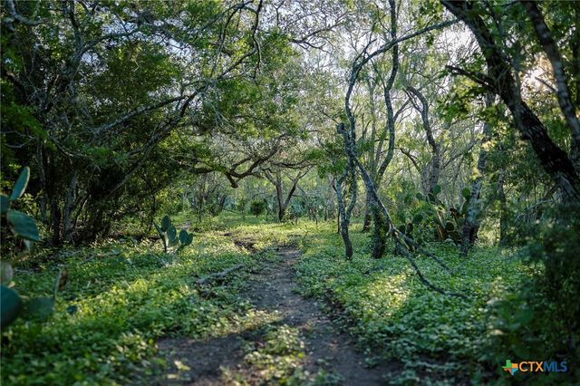 000 County Line Rd # 120, Beeville, TX 78102