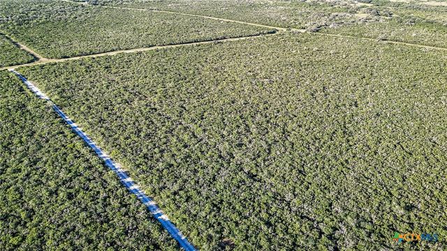 000 County Line Rd # 120, Beeville, TX 78102