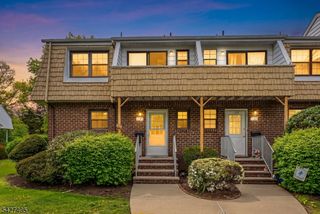 1101 Tudor Ct, Hillsborough Twp., NJ 08844