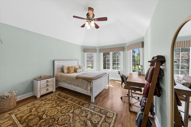 583 W Fay Avenue, Elmhurst, IL 60126