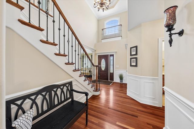 583 W Fay Avenue, Elmhurst, IL 60126