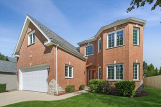 583 W Fay Avenue, Elmhurst, IL 60126